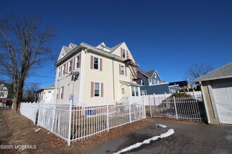 287 Westwood Ave in Long Branch, NJ - Building Photo - Building Photo