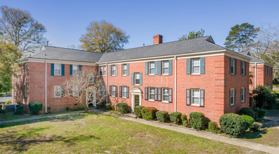 Highland at Haymount in Fayetteville, NC - Foto de edificio - Building Photo