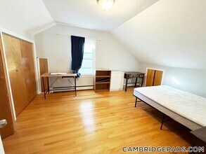 40 Plymouth St in Cambridge, MA - Foto de edificio - Building Photo