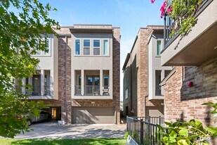 1925 Shearn St in Houston, TX - Building Photo