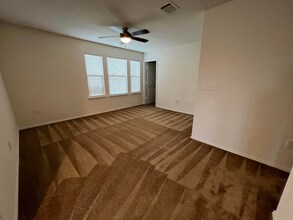 7609 Ballydawn Dr in Austin, TX - Building Photo - Building Photo