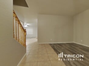 17396 W Hilton Ave in Goodyear, AZ - Building Photo - Building Photo