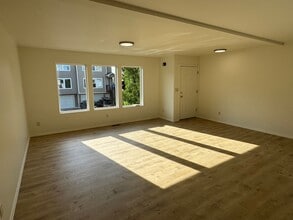 1729 W Kagy Blvd in Bozeman, MT - Building Photo - Building Photo