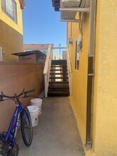 14920 Osage Ave in Lawndale, CA - Building Photo - Building Photo