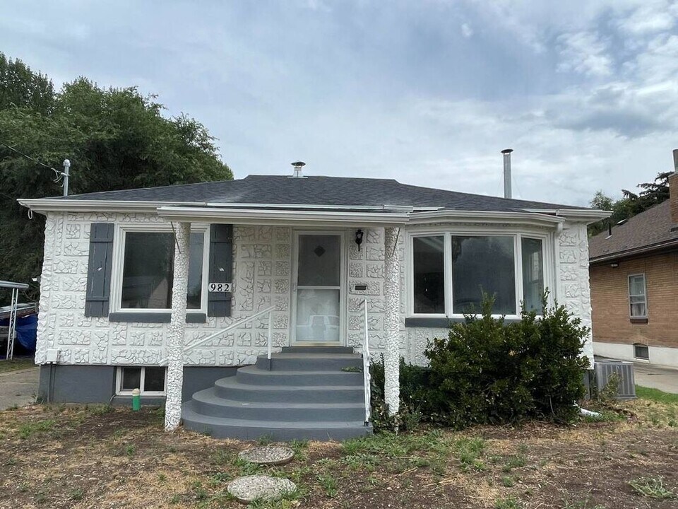 982 Gramercy Ave in Ogden, UT - Building Photo