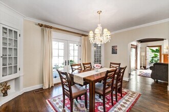 115 Aspen Ave in Newton, MA - Building Photo - Building Photo