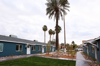 833 E Turney Ave in Phoenix, AZ - Building Photo - Building Photo