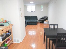 521 S 16th St in Philadelphia, PA - Building Photo