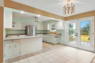 24 Cinderella Ln NW in Fort Walton Beach, FL - Building Photo - Building Photo