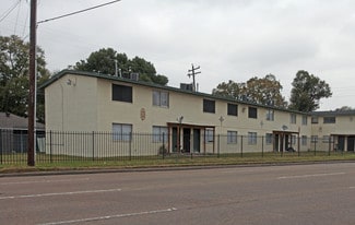 Galaxy Apartments in Houston, TX - Building Photo