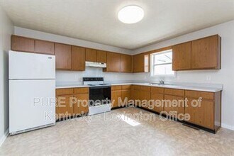 310 Pigeon Ct in Harrodsburg, KY - Building Photo - Building Photo