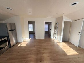 653 W Bruce St in Milwaukee, WI - Building Photo - Building Photo