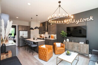 1405 Napoleon St in Nashville, TN - Building Photo - Building Photo