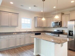 720 Stilmore Dr in Duncan, SC - Building Photo - Building Photo