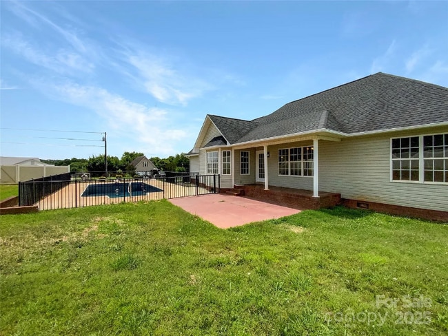 property at 4550 Briar Creek Rd