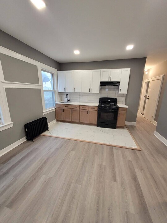 192 Goldsmith Ave in Newark, NJ - Building Photo