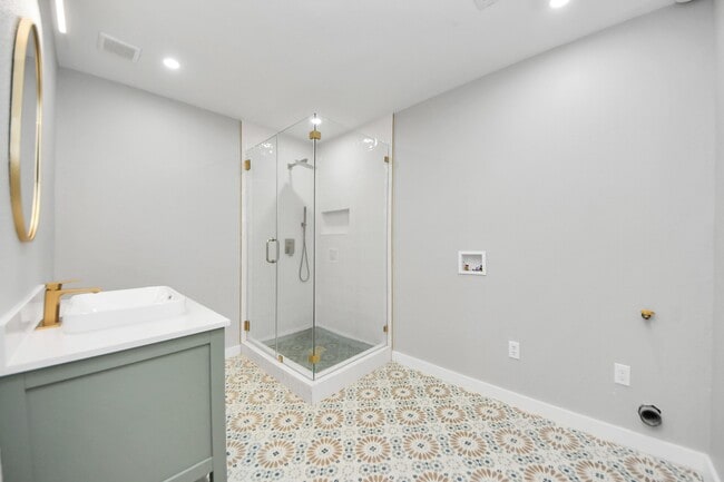 property at 4821 Viking Dr