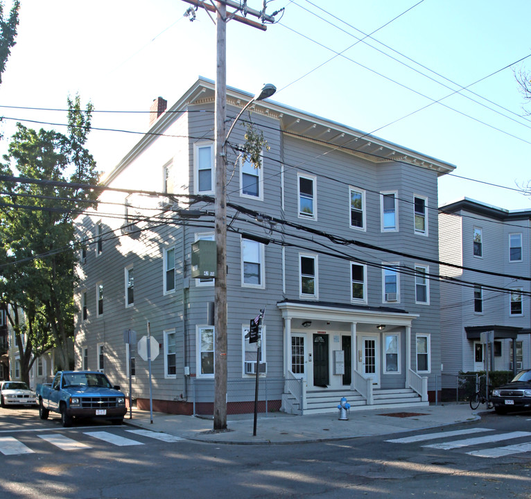 90 Berkshire St in Cambridge, MA - Foto de edificio