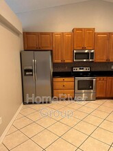 11008 Apple Blossom Trail W in Jacksonville, FL - Building Photo - Building Photo