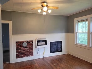 666 N Adams Ave in Lebanon, MO - Building Photo - Building Photo