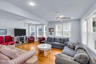 306 Ocean Park Ave in Bradley Beach, NJ - Building Photo - Building Photo