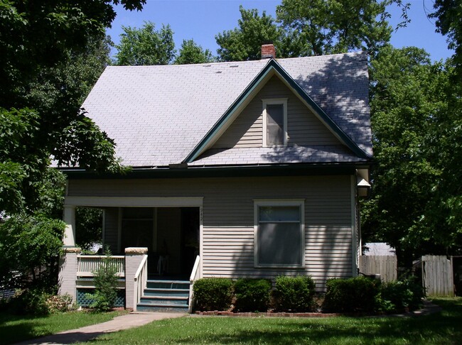 property at 942 Missouri St