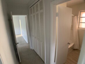1211 Campo Sano Ave in Miami, FL - Building Photo - Building Photo