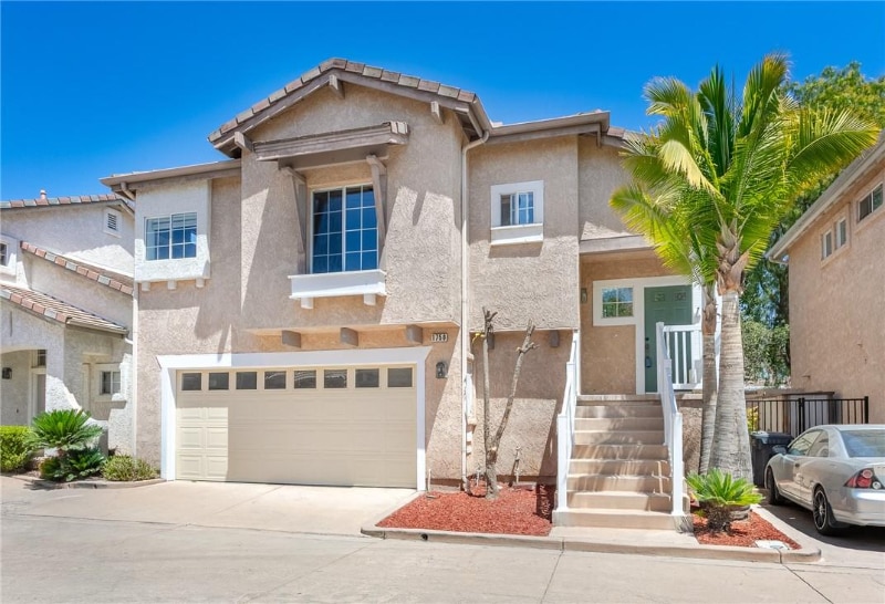 1750 Tallowberry Ln in Simi Valley, CA - Building Photo