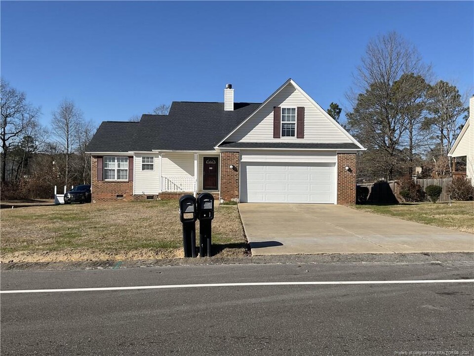 7280 Beaver Run Dr in Fayetteville, NC - Building Photo