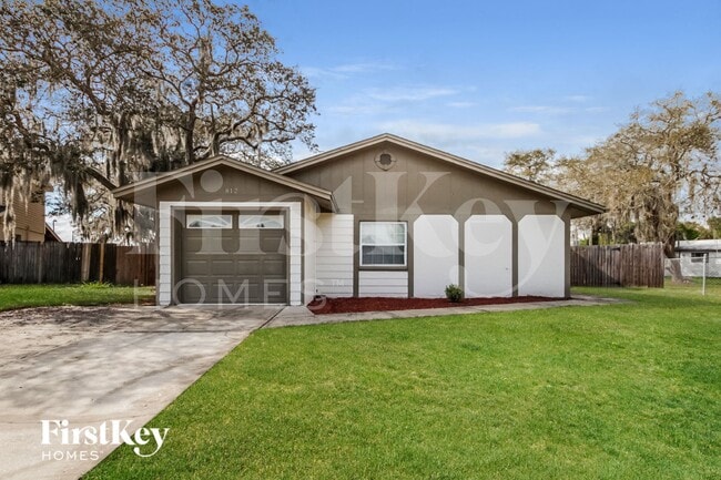 property at 812 Whisper Lake Ct