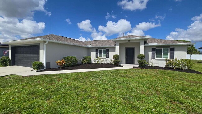 232 NW 6th Ave in Cape Coral, FL - Building Photo - Building Photo