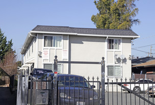 3675 39th Ave Apartments