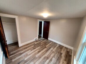 69 Angle St in Rochester, NY - Building Photo - Building Photo