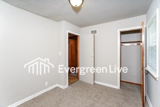 5019 N 24th St in Milwaukee, WI - Building Photo - Building Photo