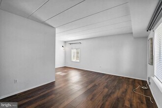 113 Village Walk in Exton, PA - Building Photo - Building Photo
