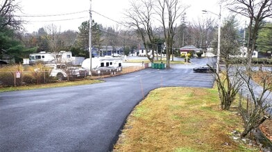 1342 US-44 in Pleasant Valley, NY - Building Photo - Building Photo