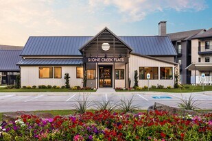 Stone Creek Flats in Sherman, TX - Building Photo