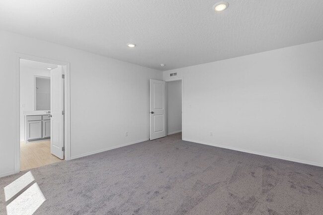 1394 N Wilhelm Wy in Post Falls, ID - Building Photo - Building Photo