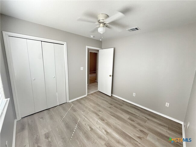 property at 2754 FM1044
