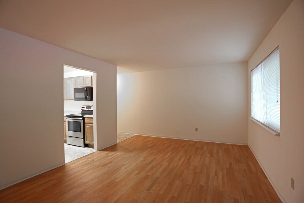 Bent Oak Apartments Lake St. Louis, MO Apartments For Rent