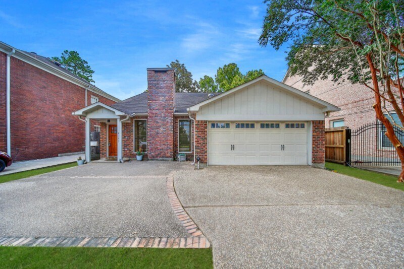 4137 Ruskin St in West University Place, TX - Building Photo