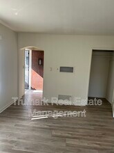 1451 E Broadway in Glendale, CA - Building Photo - Building Photo