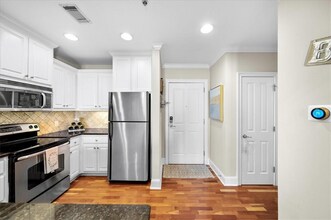 2277 Peachtree Rd in Atlanta, GA - Building Photo - Building Photo