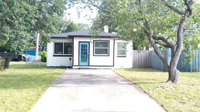 336 45th Ave N in St. Petersburg, FL - Building Photo - Building Photo