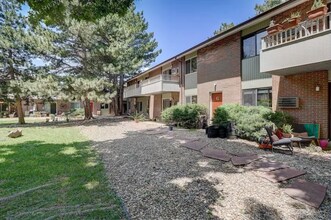 1895 Alpine Ave, Unit H23 in Boulder, CO - Building Photo - Building Photo