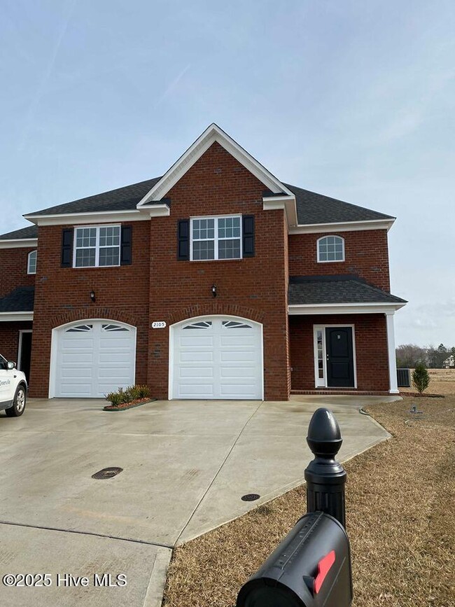 property at 2105 Remington Ct