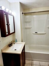 66 Pearl St in Chelsea, MA - Building Photo - Building Photo