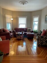 6 Chandler St, Unit 2 in Somerville, MA - Foto de edificio - Building Photo