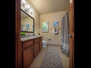 653 N Pleasant View Rd, Unit 115 in Middleton, WI - Building Photo - Building Photo