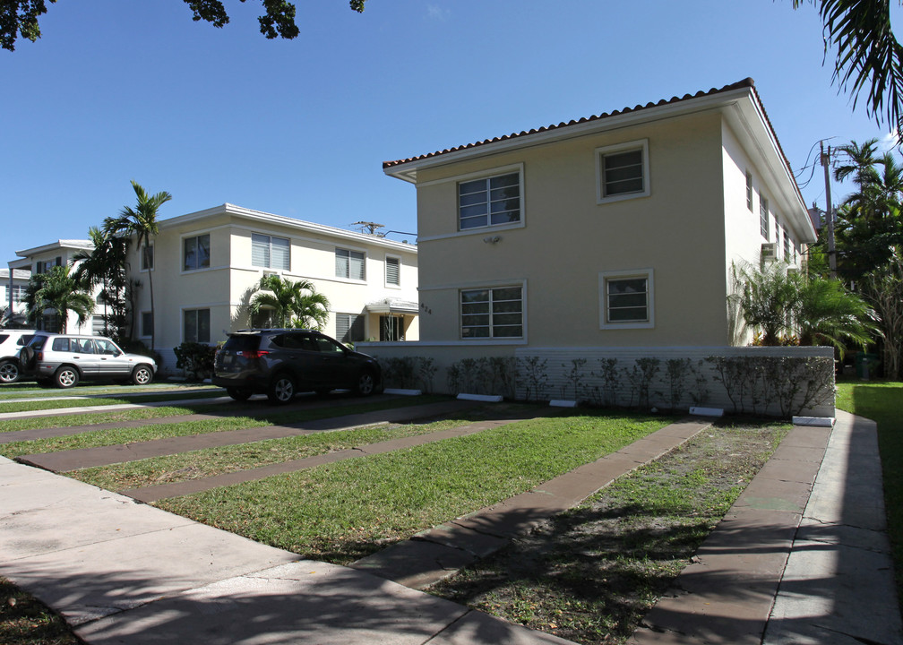 420-424 Malaga Ave in Miami, FL - Foto de edificio